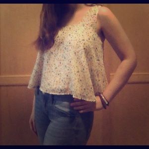 Floral Summer Tank 🌸🌷